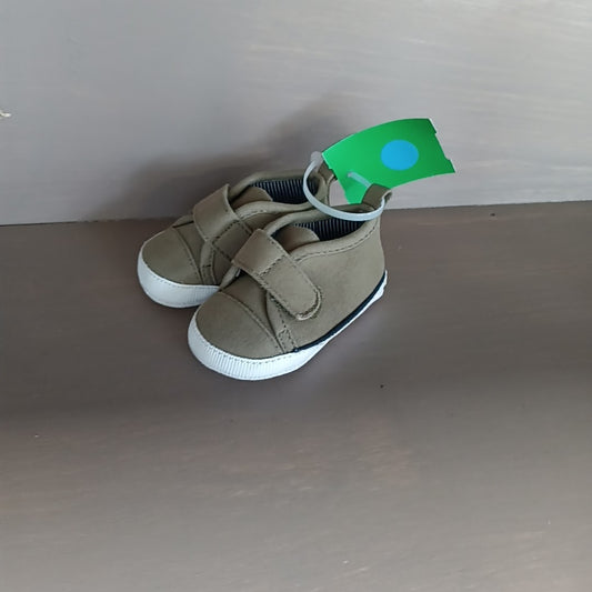 Carter's 0-3 Months Crib Shoes