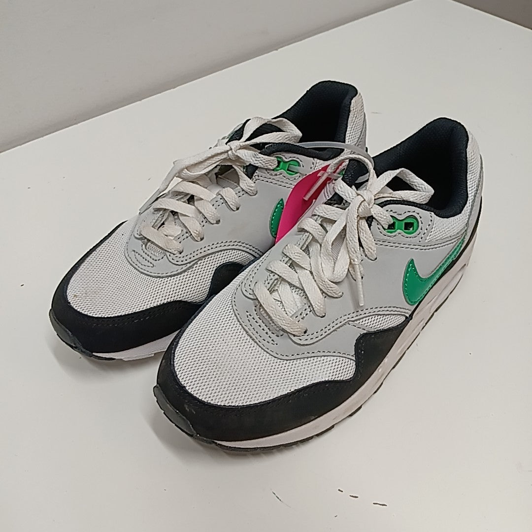 Nike 3Y Tennis Shoes