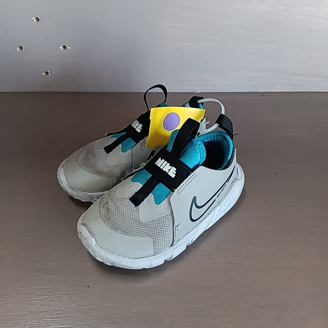 Nike 9C Tennis Shoes