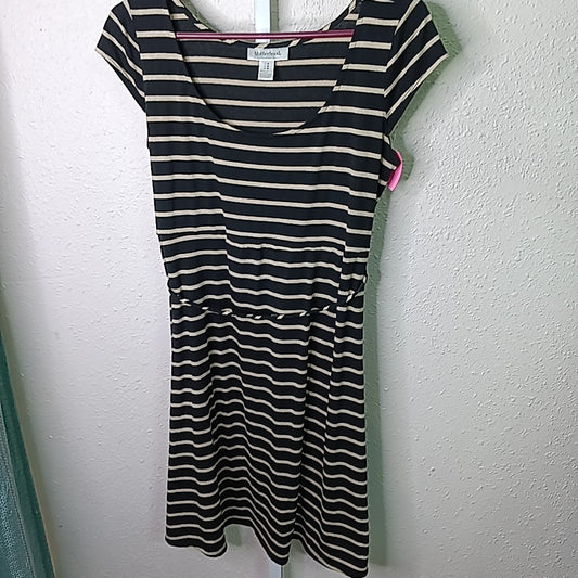 Motherhood Maternity Size M MAT Dress