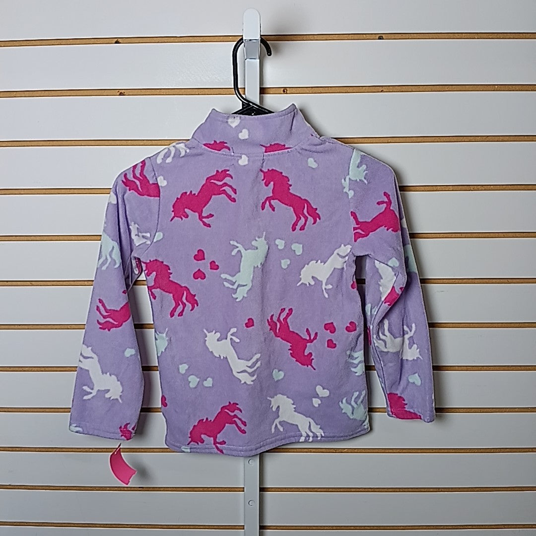 btween 7 Sweater/Sweatshirt