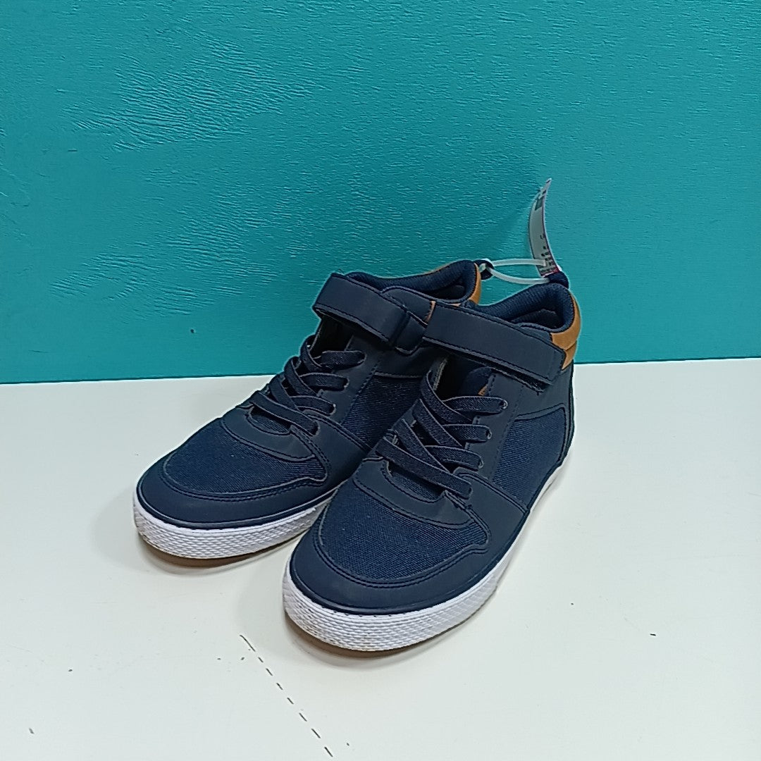 Children's Place 4Y Tennis Shoes