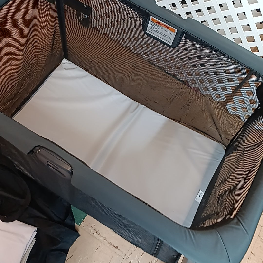 Chicco Play Pen