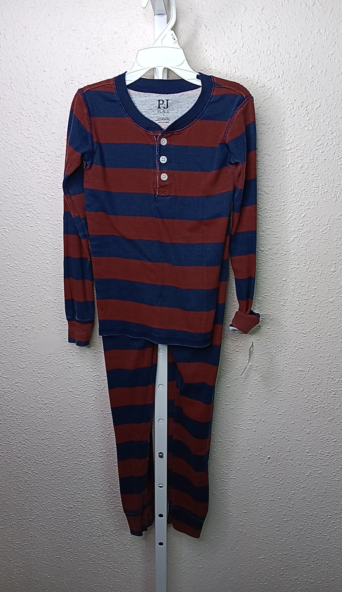 Children's Place 7 Pajamas 2pc