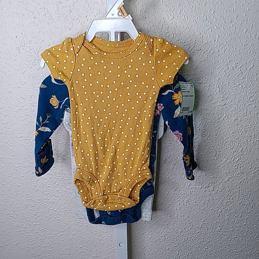 Carter's Newborn Outfit 3pc