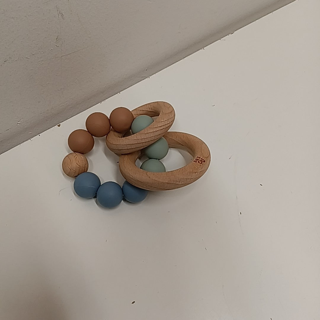 Aeiou Teether