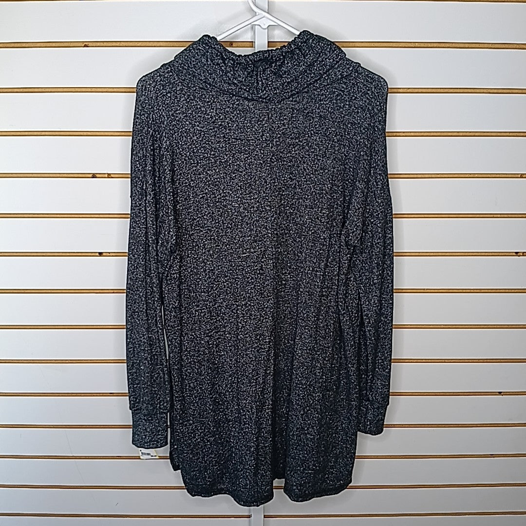 Motherhood Maternity Size M MAT Shirt