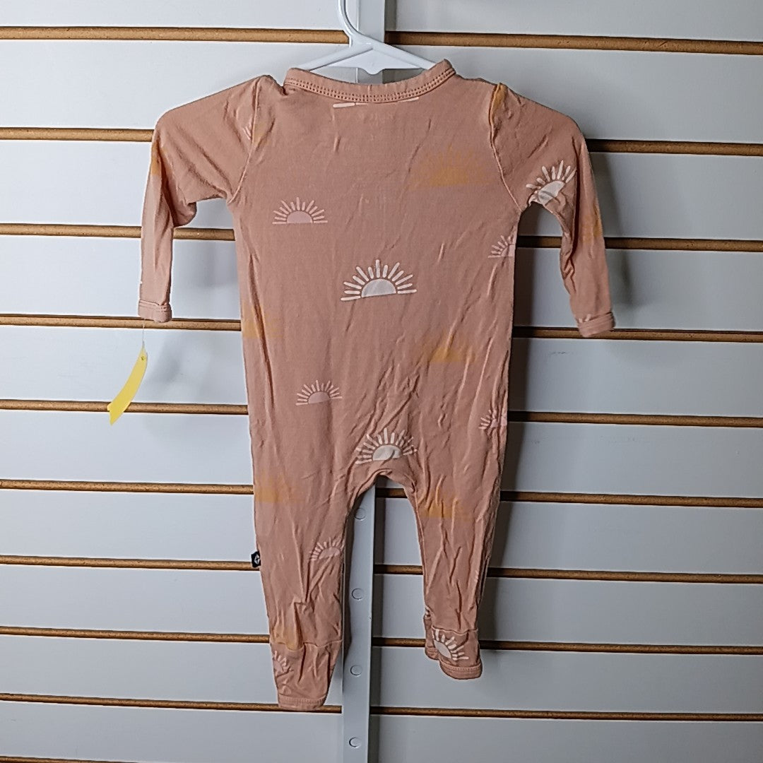 Kyte Baby 3-6 Months Sleeper/Footies
