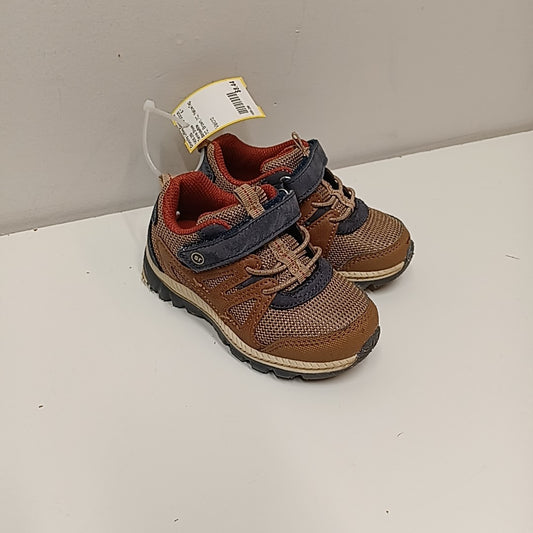 StrideRite 7C Tennis Shoes