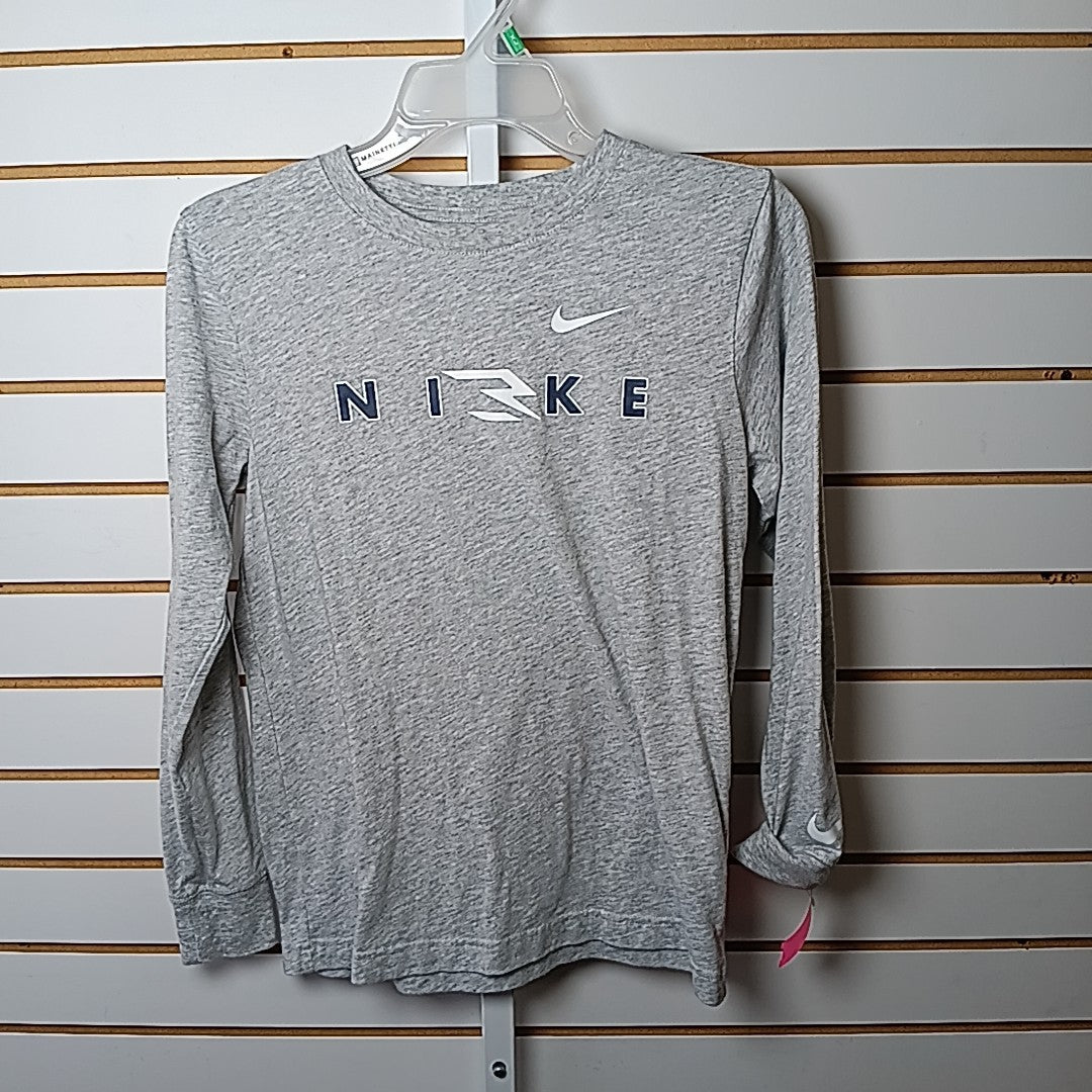 Nike L Shirt