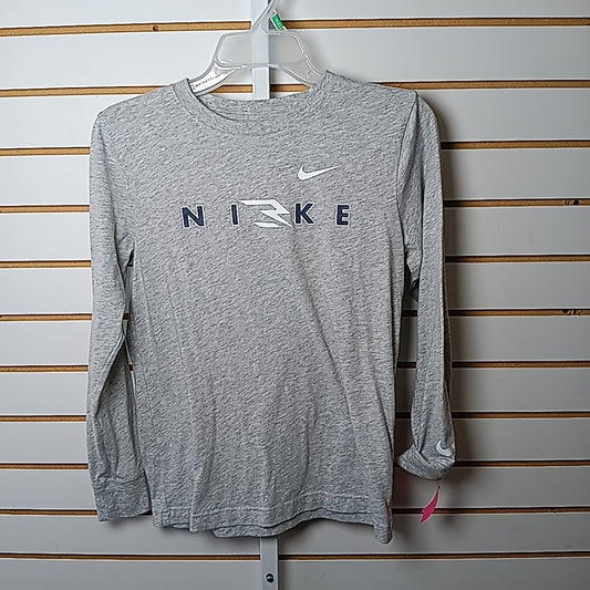 Nike L Shirt