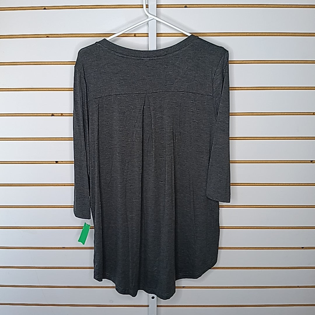 Latched Mama Size M MAT Nursing Top