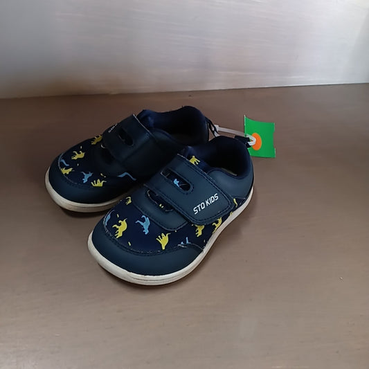 STQ 8C Tennis Shoes