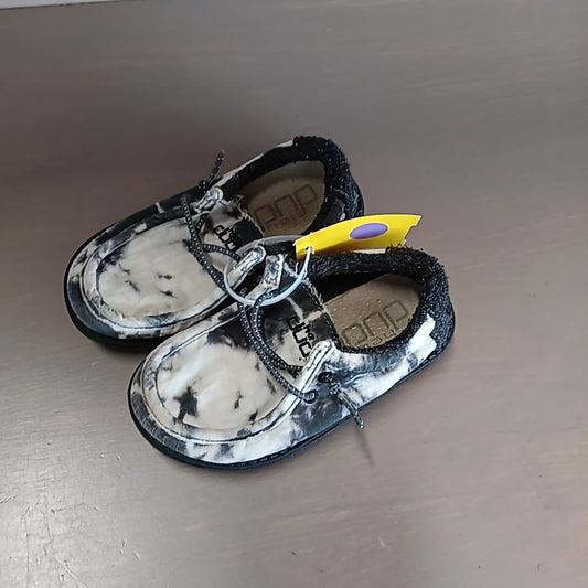 Hey Dude 8C Casual Shoes
