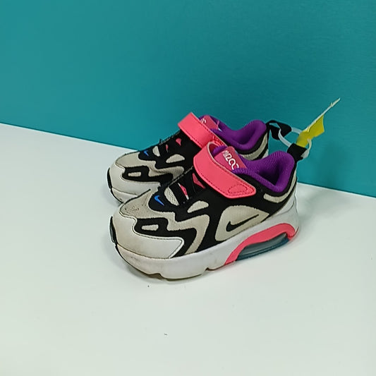 Nike 7C Tennis Shoes
