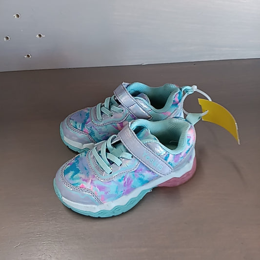 Yeskis 8C Tennis Shoes