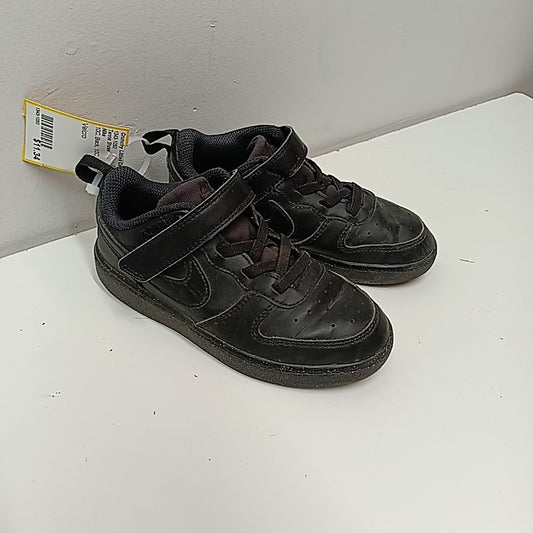 Nike 10C Tennis Shoes