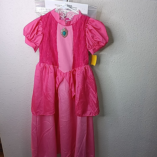 6 Costume