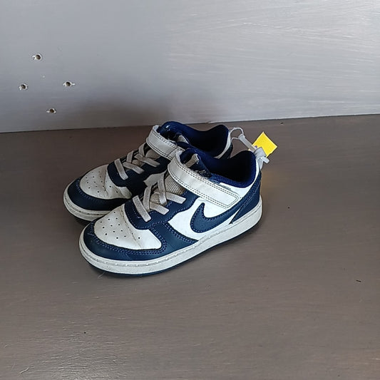 Nike 10C Tennis Shoes