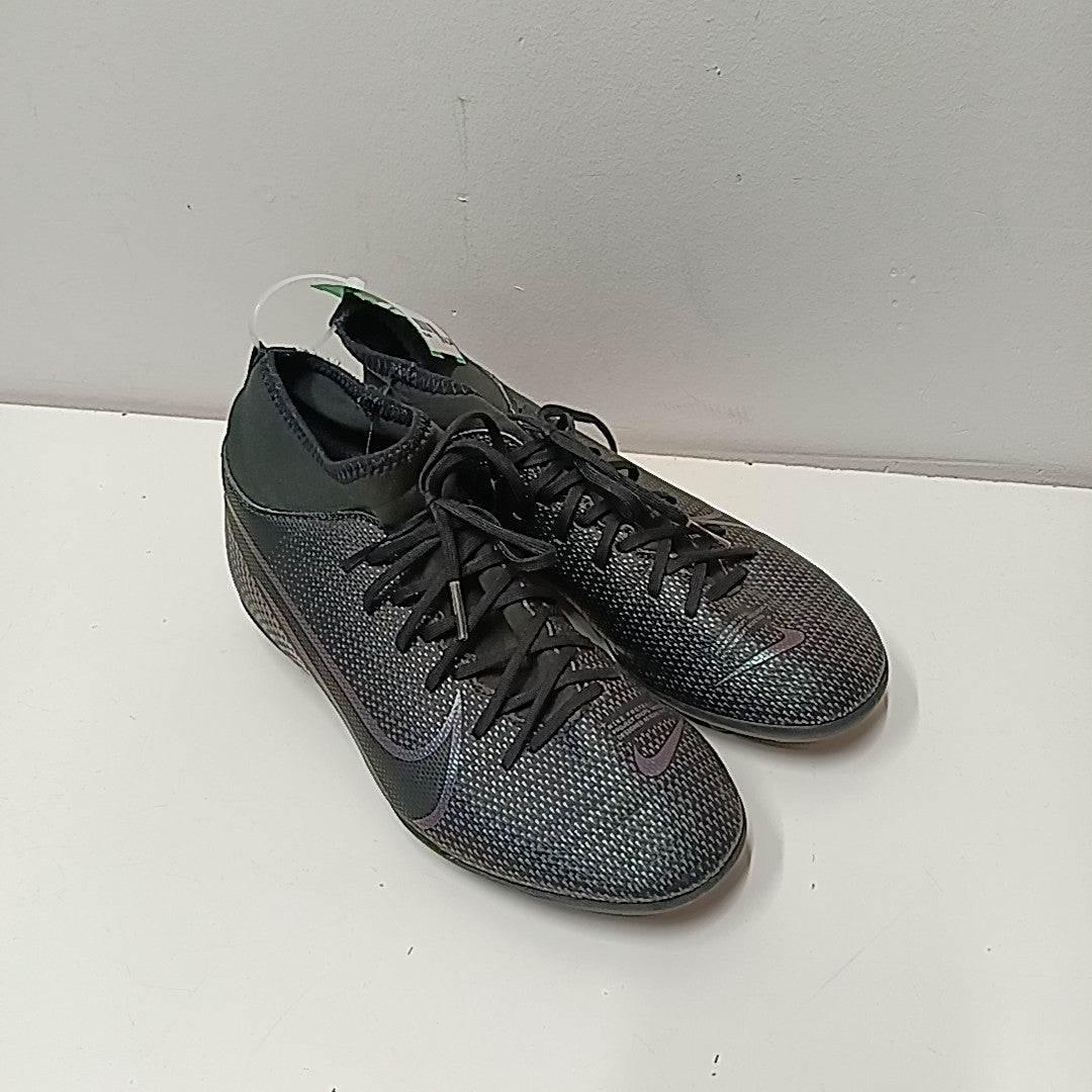 Nike 5Y Cleats