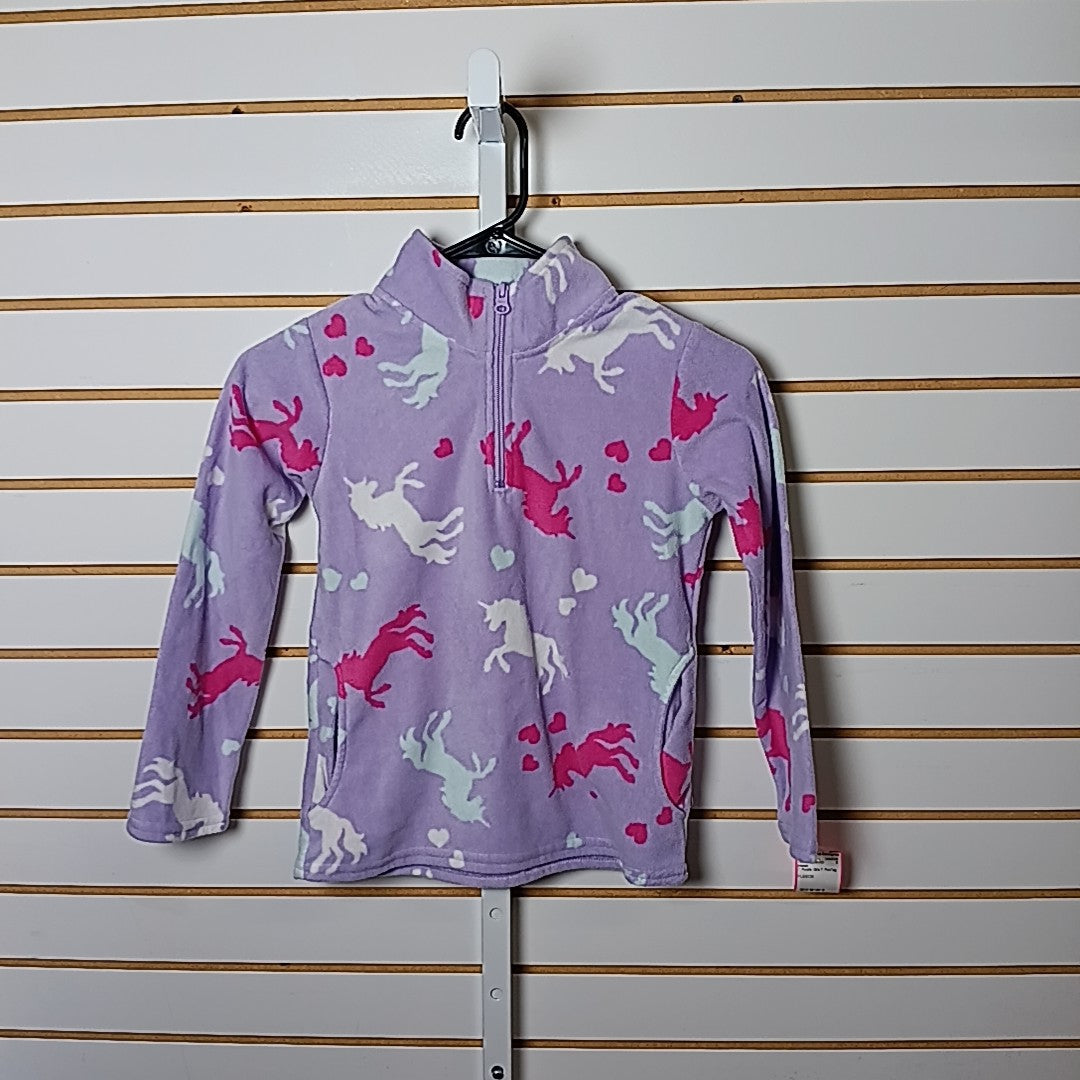 btween 7 Sweater/Sweatshirt