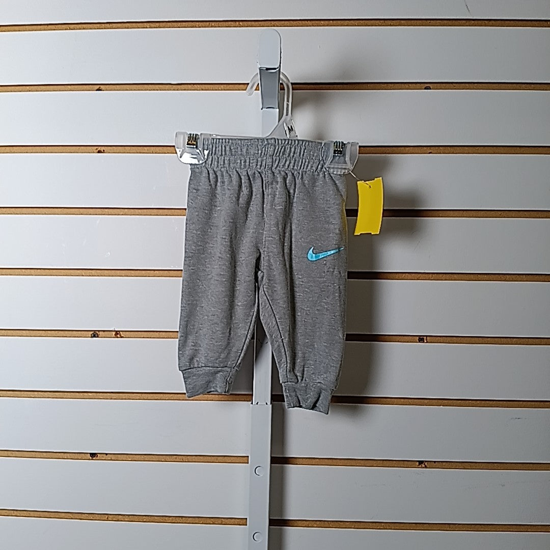 Nike 3 Months Play Pants/Sweatpants