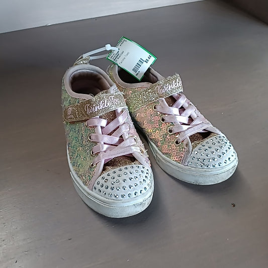Sketchers 1Y Tennis Shoes