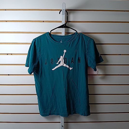 Nike L Shirt