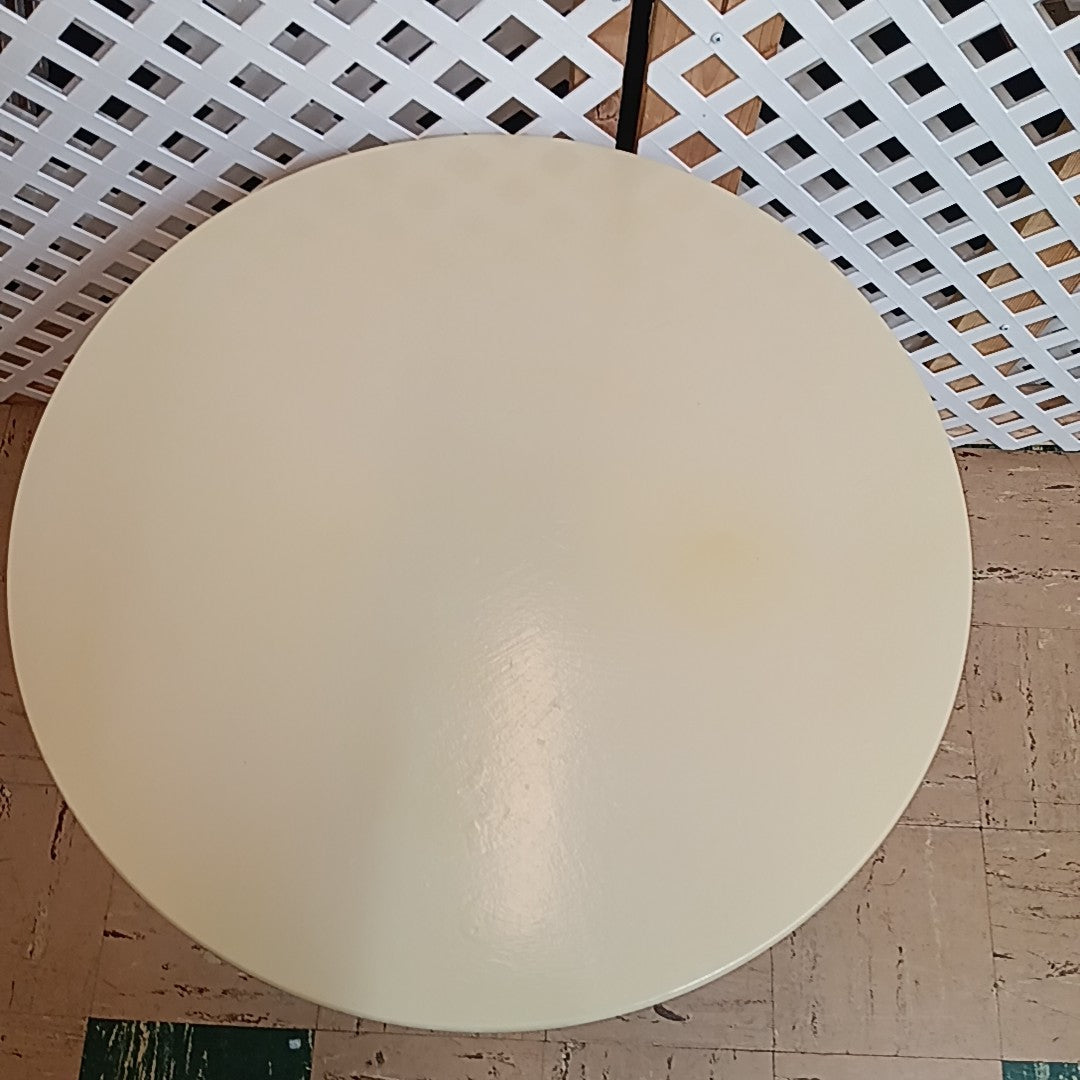 Size Toddler Cream Table