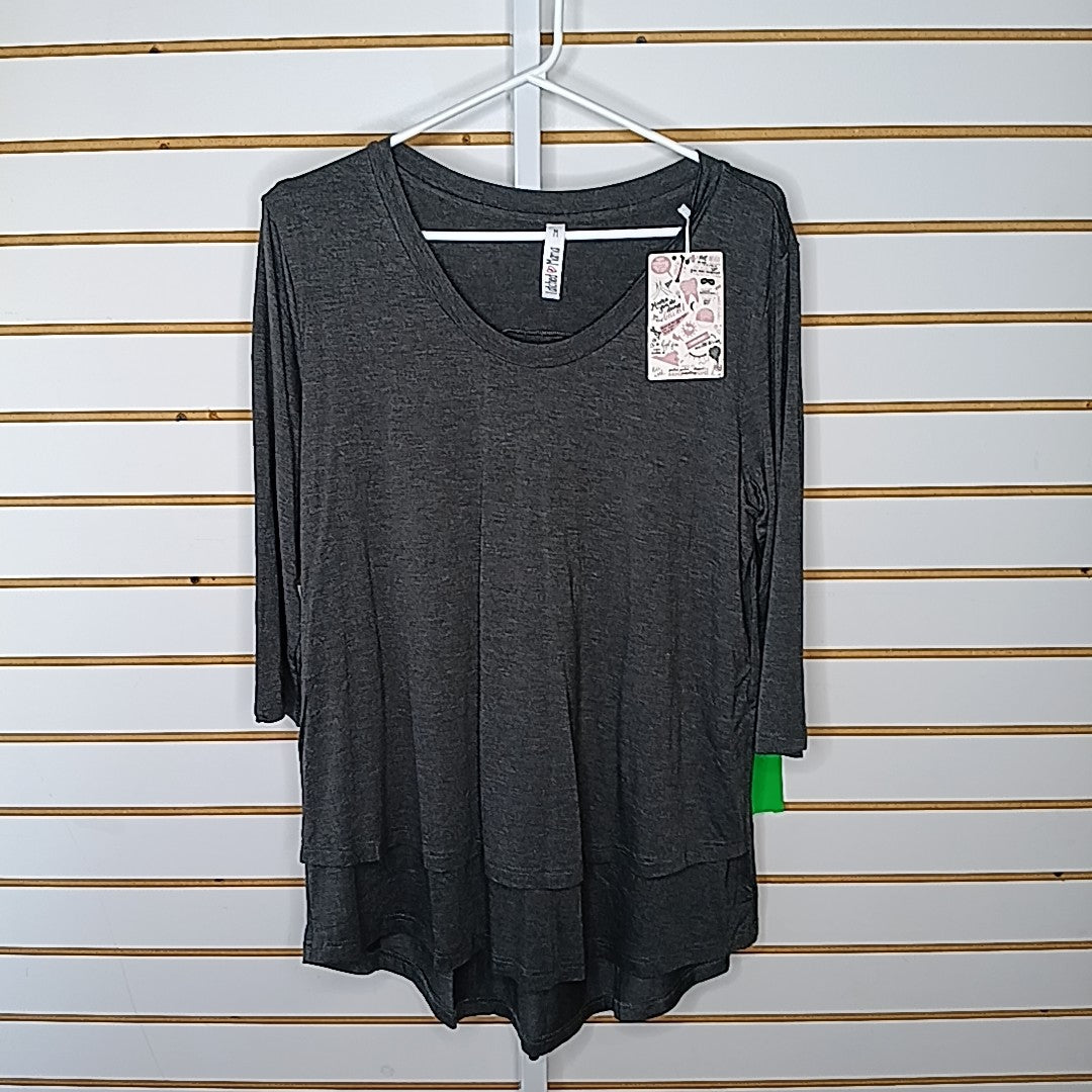 Latched Mama Size M MAT Nursing Top