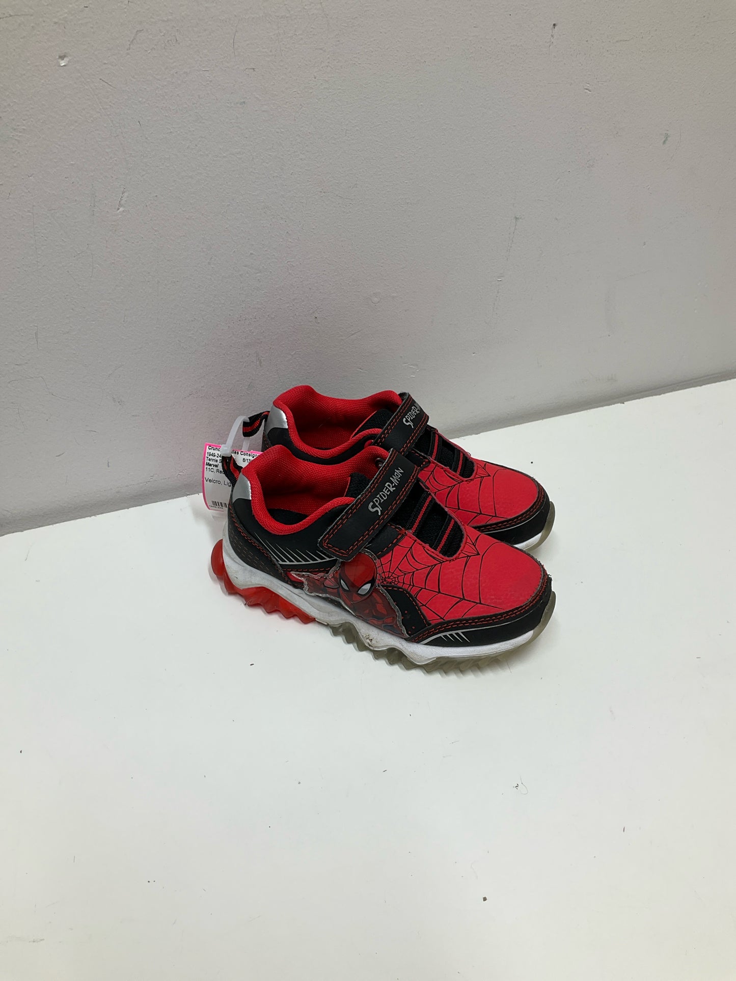 Marvel 11C Tennis Shoes