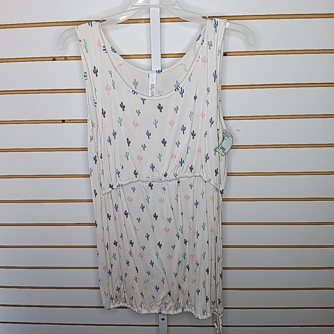 Latched Mama Size L MAT Nursing Top