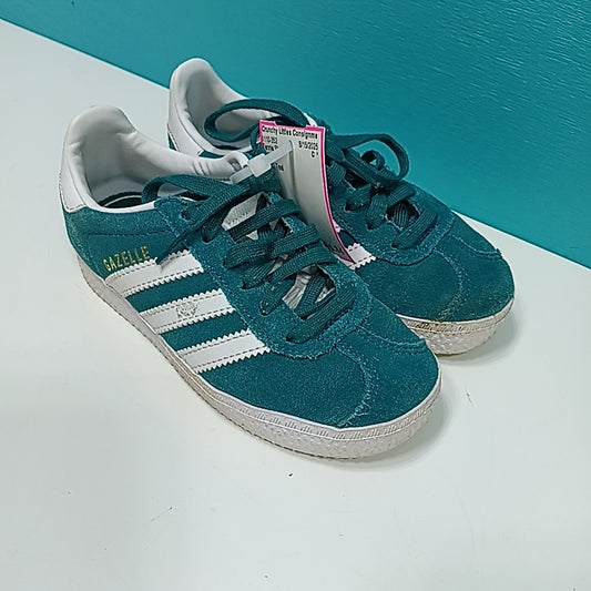 Adidas 11C Tennis Shoes