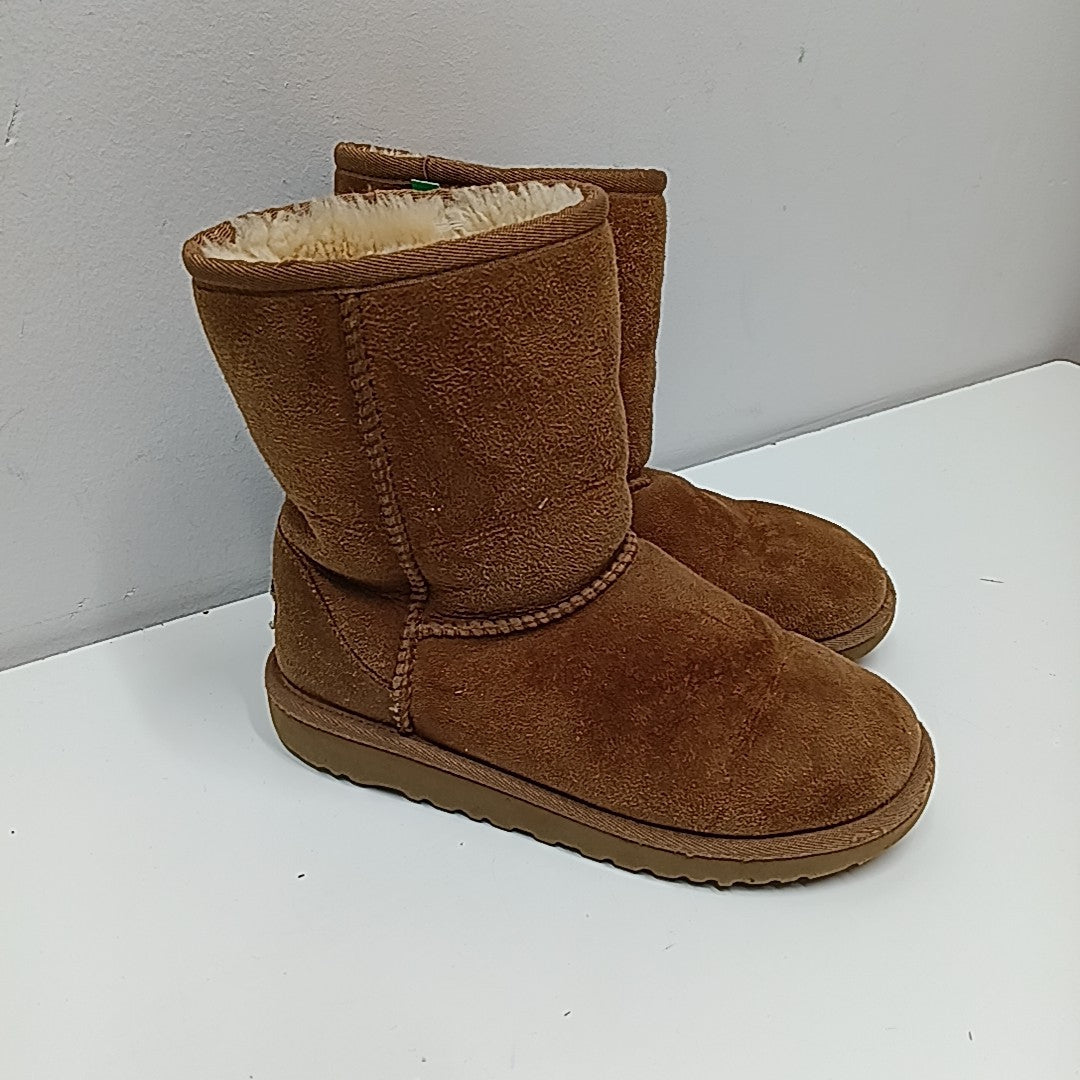 Ugg 2Y Boots