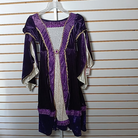 6/7 Costume