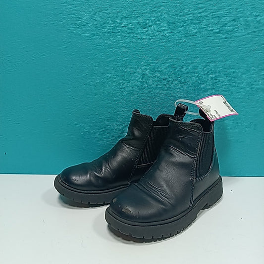 10C Boots