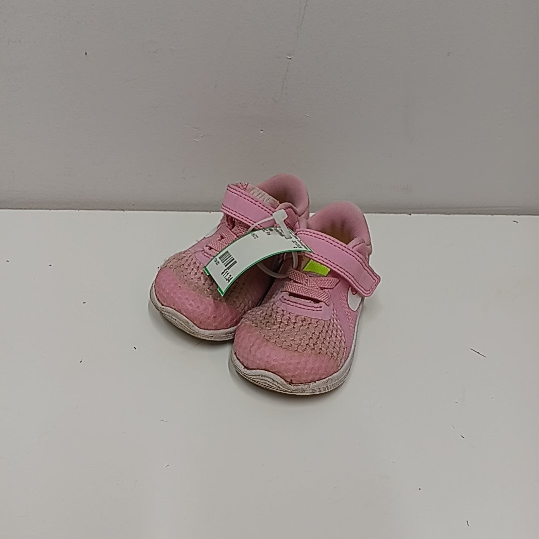 Nike 5C Tennis Shoes