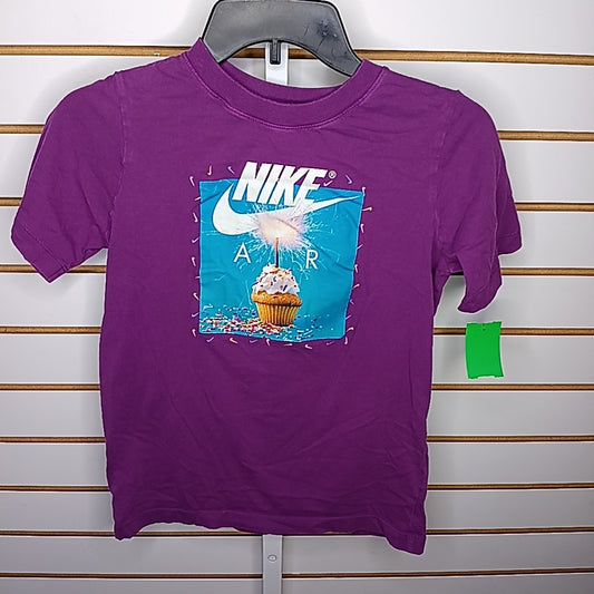 Nike L Shirt