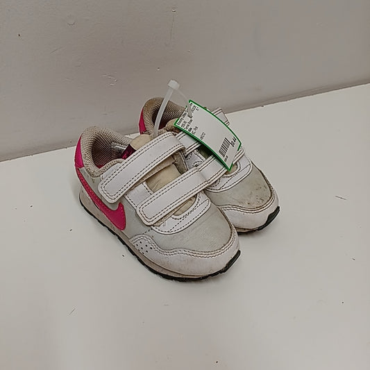 Nike 6C Tennis Shoes