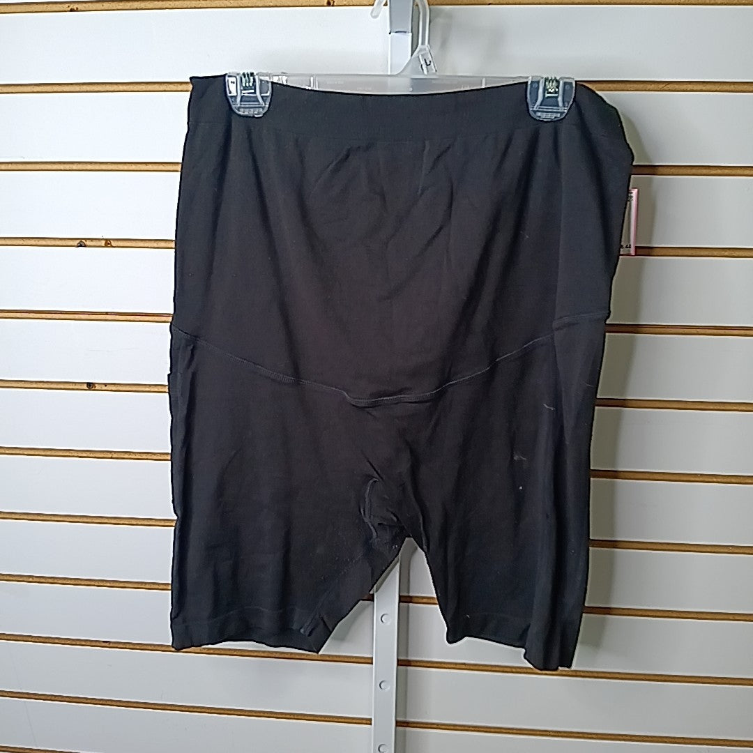 Time and Tru Size 12/14 MAT Shorts
