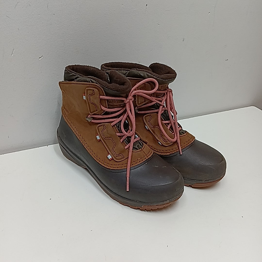 The North Face 8.5 Boots