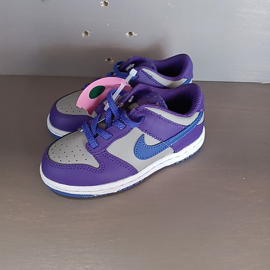 Nike 9C Tennis Shoes