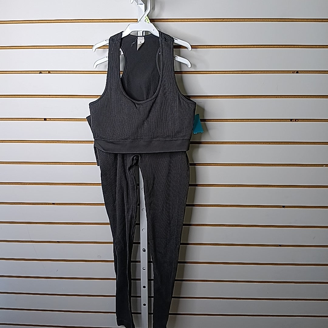 Size M MAT Leggings