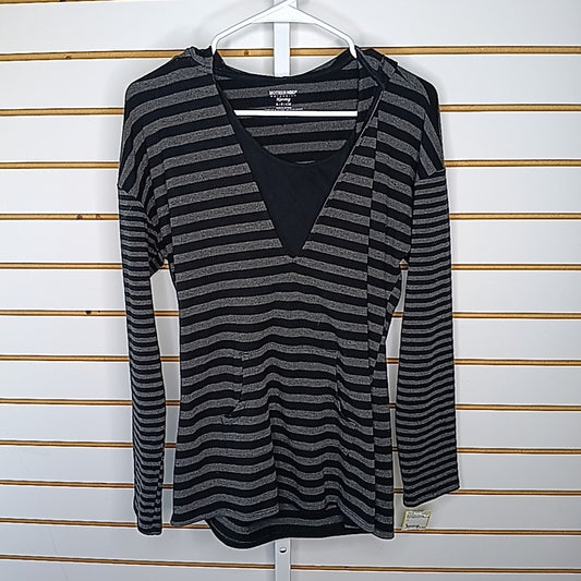 Motherhood Maternity Size S MAT Nursing Top