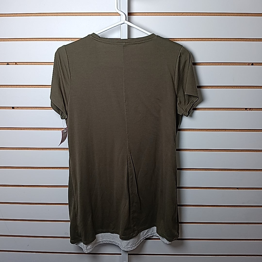 Motherhood Maternity Size M MAT Nursing Top