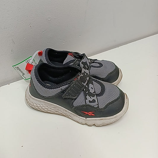 Weebok 10C Tennis Shoes