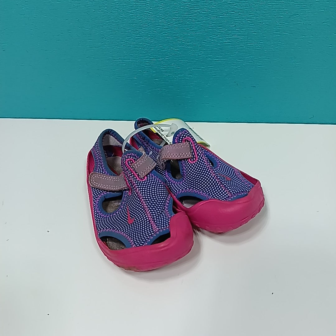 Nike 8C Sandals