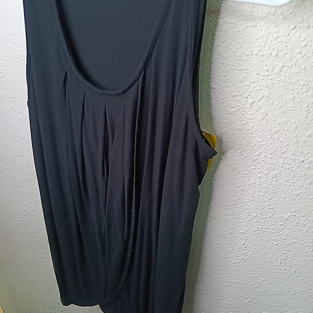 Size M MAT Nursing Top