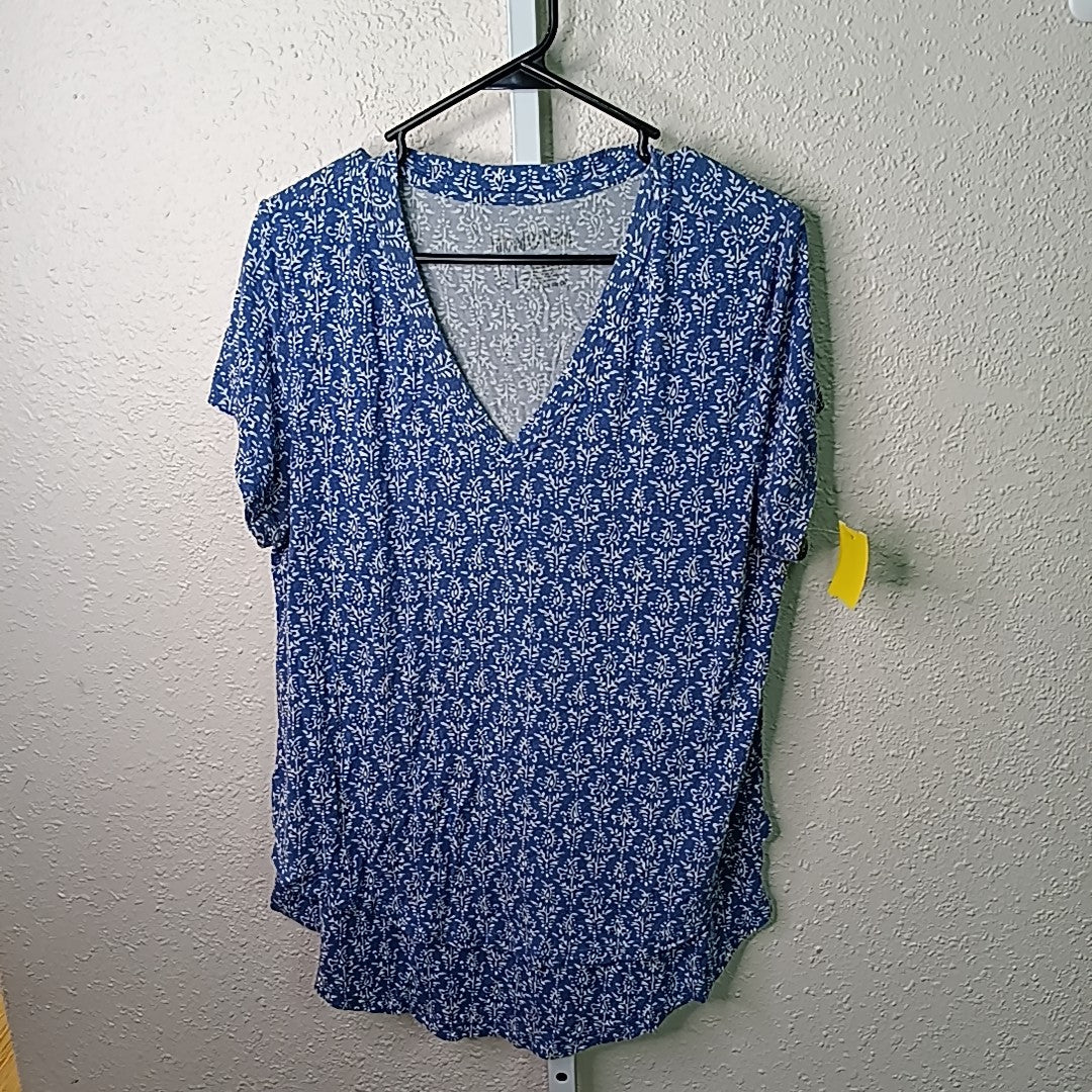 Latched Mama Size L MAT Nursing Top