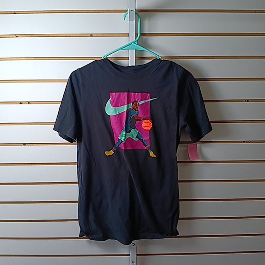 Nike YXL Shirt